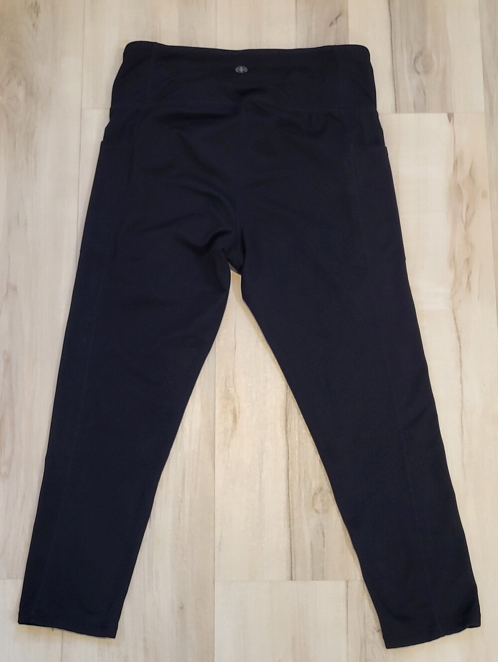 🛍GAIAM Black Cropped High-Waist Leggings w. Side Pockets Size Womens Med